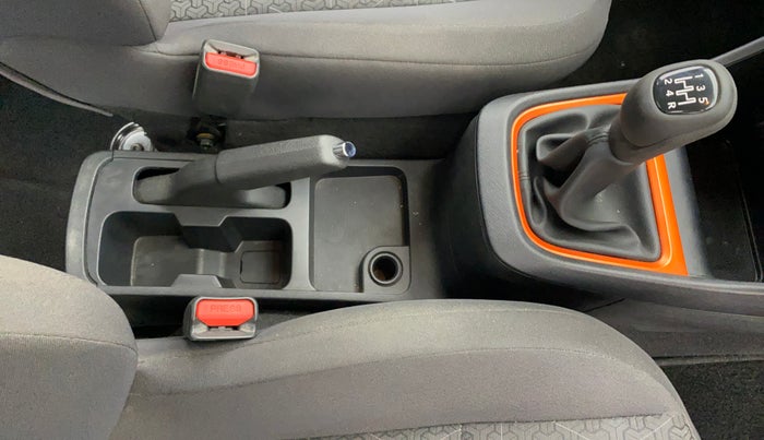 2022 Tata PUNCH ADVENTURE MT, Petrol, Manual, 18,988 km, Gear Lever