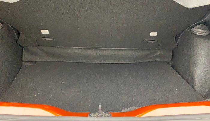 2022 Tata PUNCH ADVENTURE MT, Petrol, Manual, 18,988 km, Boot Inside