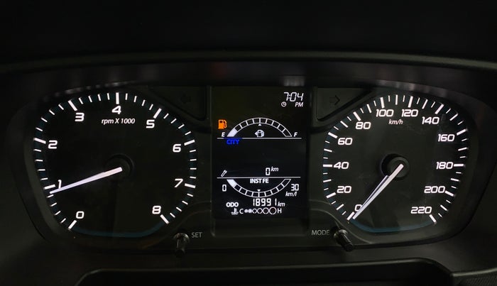 2022 Tata PUNCH ADVENTURE MT, Petrol, Manual, 18,988 km, Odometer Image