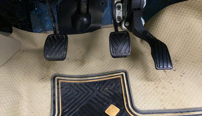 2018 Maruti Ciaz DELTA DIESEL 1.3, Diesel, Manual, 29,814 km, Pedals