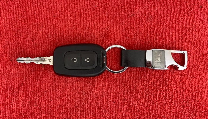 2021 Nissan MAGNITE XL, Petrol, Manual, 38,137 km, Key Close Up