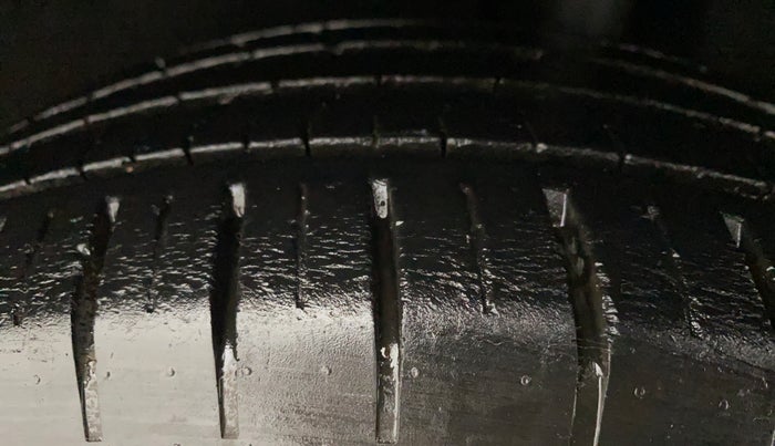 2019 Maruti Baleno ALPHA PETROL 1.2, Petrol, Manual, 30,793 km, Left Rear Tyre Tread