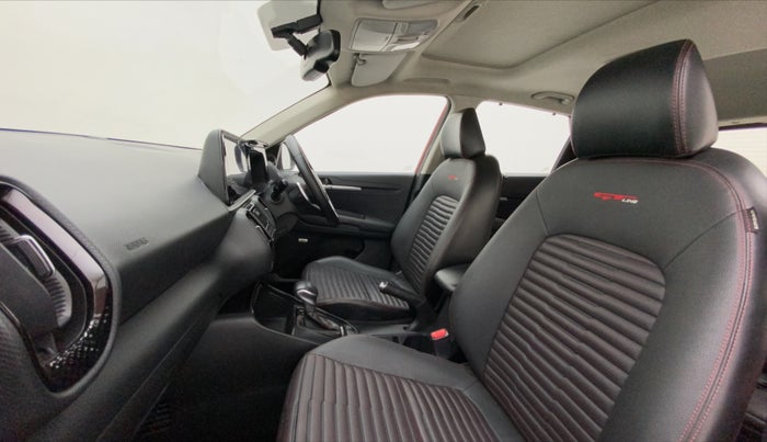 2022 KIA SONET GTX PLUS 1.0 DCT, Petrol, Automatic, 19,749 km, Right Side Front Door Cabin