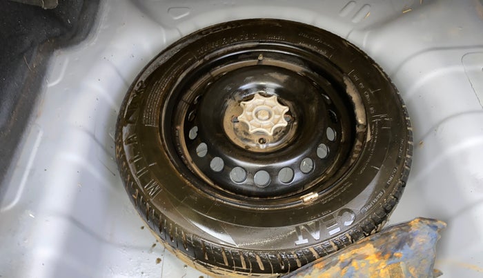 2014 Hyundai Xcent S (O) 1.2, Petrol, Manual, 1,40,022 km, Spare Tyre