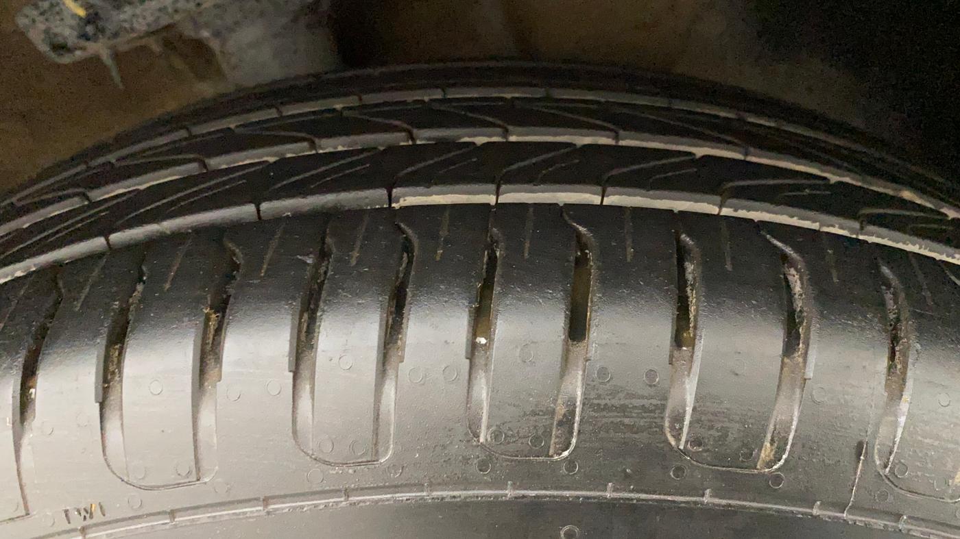 2018 Hyundai Verna 1.4 EX PETROL, Petrol, Manual, 62,102 km, Right Front Tyre Tread