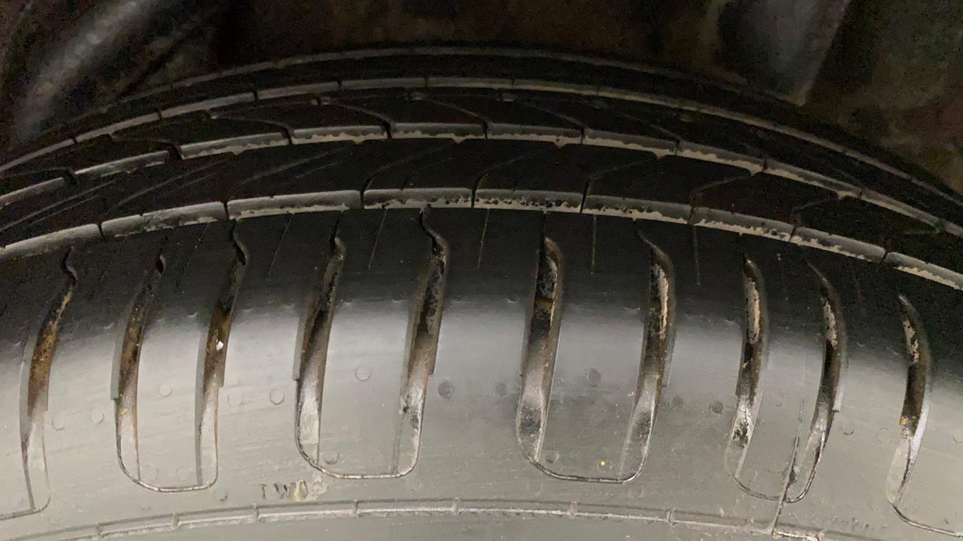 2018 Hyundai Verna 1.4 EX PETROL, Petrol, Manual, 62,102 km, Left Rear Tyre Tread