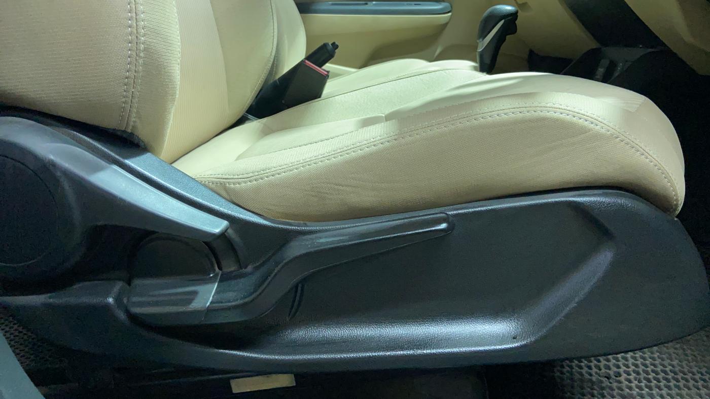 2021 Honda Amaze 1.2L I-VTEC VX CVT, Petrol, Automatic, 62,853 km, Driver Side Adjustment Panel