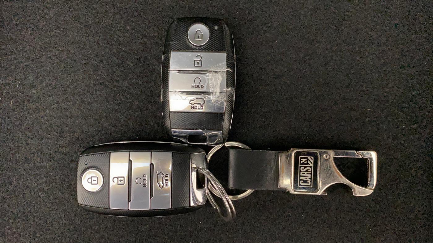 2021 KIA SONET GTX PLUS 1.0 DCT DUAL TONE, Petrol, Automatic, 33,120 km, Key Close Up