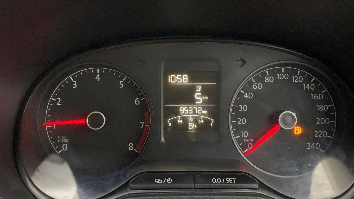 2016 Volkswagen Ameo COMFORTLINE 1.2L, Petrol, Manual, 95,364 km, Odometer Image