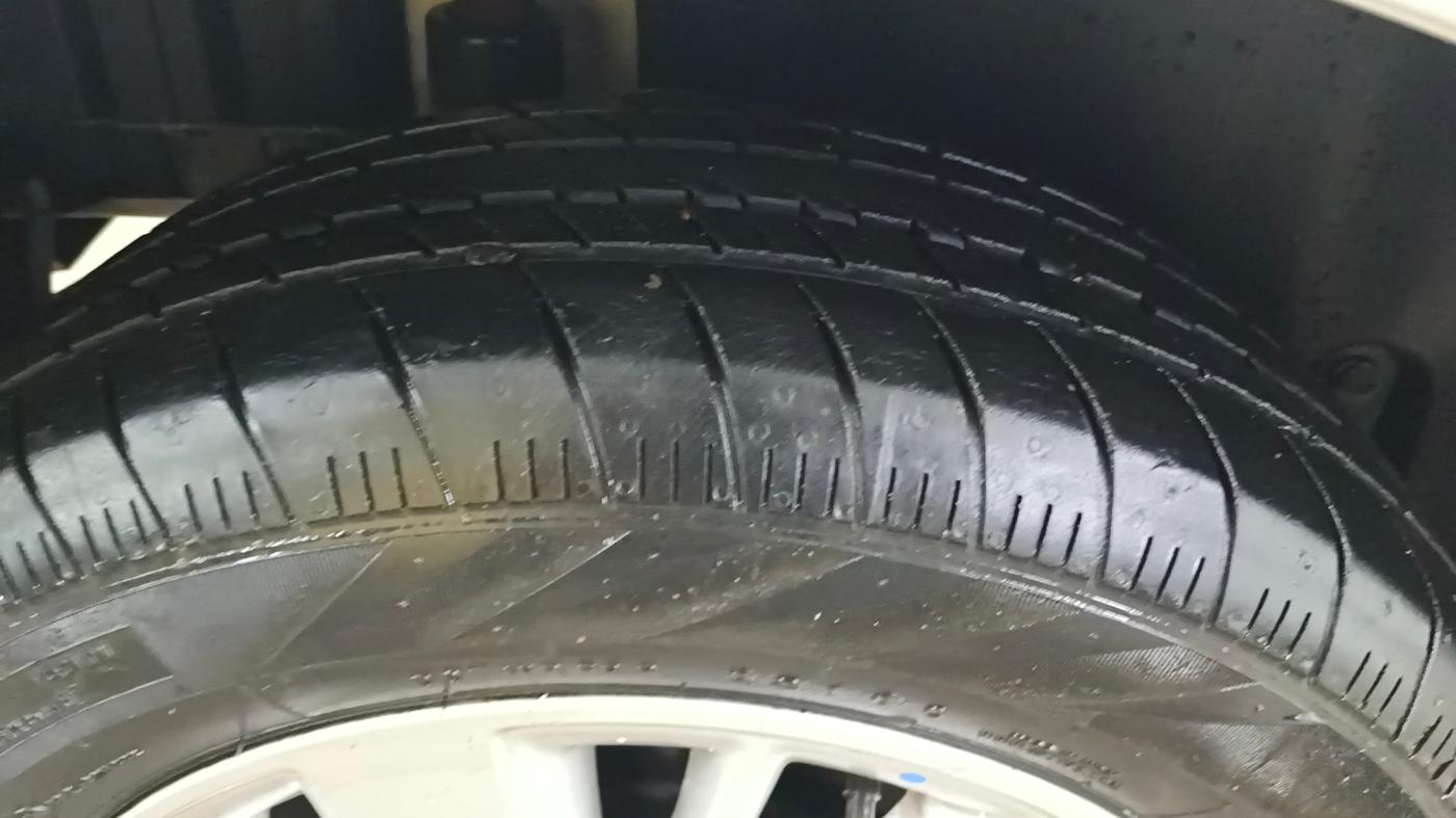 2016 Maruti Swift ZXI, Petrol, Manual, 34,473 km, Right Rear Tyre Tread