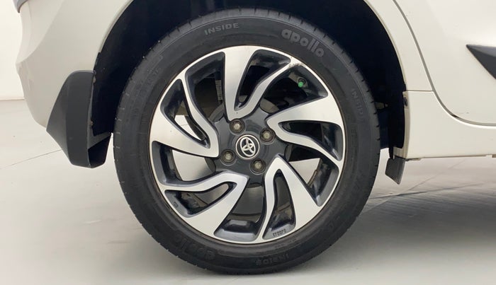 2020 Toyota Glanza V, Petrol, Manual, 74,708 km, Right Rear Wheel