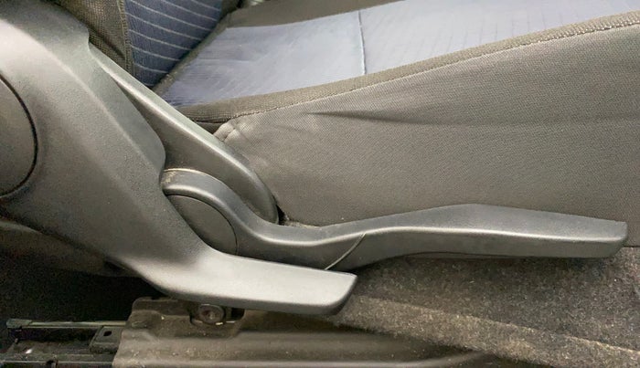 2020 Toyota Glanza V, Petrol, Manual, 74,708 km, Driver Side Adjustment Panel