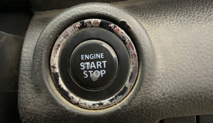 2019 Maruti XL6 ALPHA MT, Petrol, Manual, 59,072 km, Keyless Start/ Stop Button