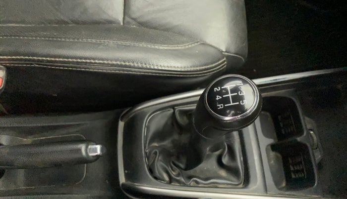 2019 Maruti XL6 ALPHA MT, Petrol, Manual, 59,072 km, Gear Lever