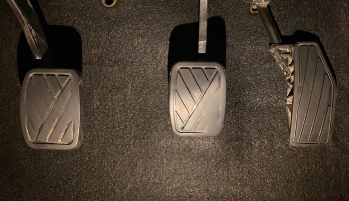 2019 Maruti XL6 ALPHA MT, Petrol, Manual, 59,072 km, Pedals