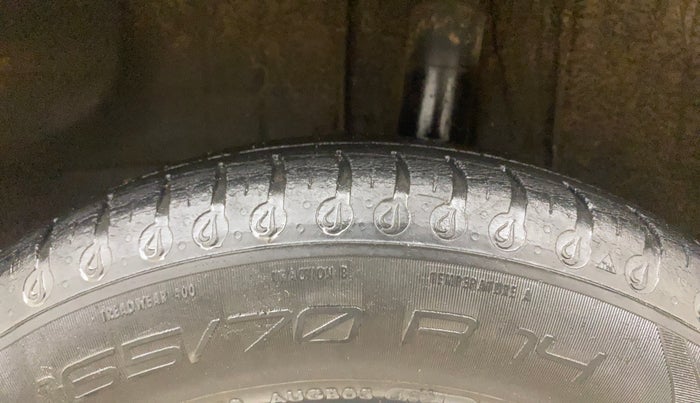 2021 Renault Kwid RXL, Petrol, Manual, 53,886 km, Left Rear Tyre Tread