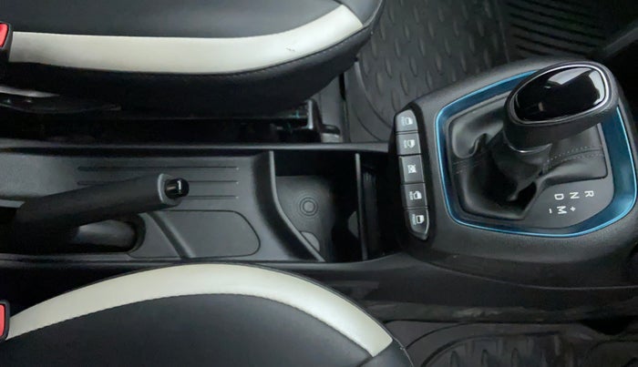 2019 Hyundai NEW SANTRO SPORTZ AMT ANNIVERSARY EDITION, Petrol, Automatic, 6,402 km, Gear Lever