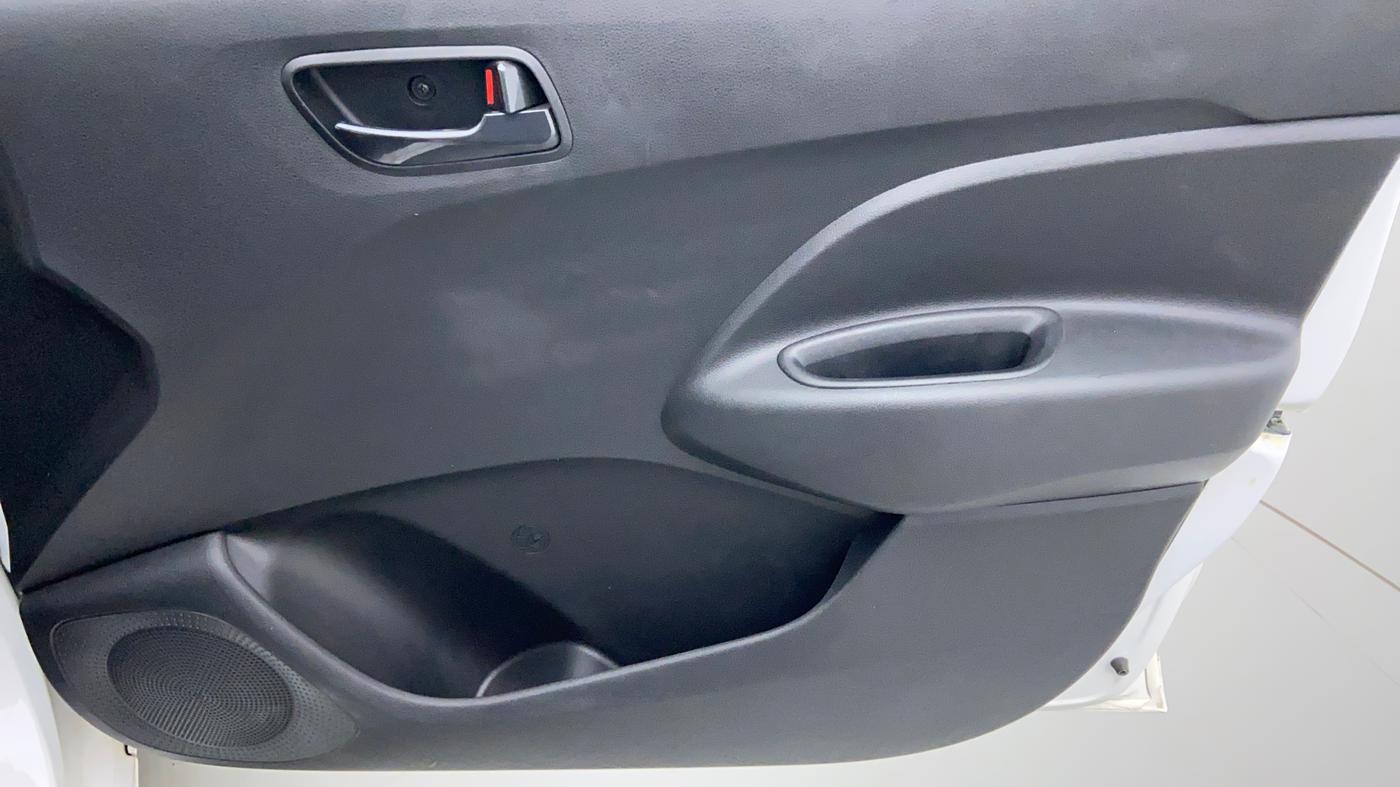 2019 Hyundai NEW SANTRO SPORTZ AMT ANNIVERSARY EDITION, Petrol, Automatic, 6,402 km, Driver Side Door Panels Control