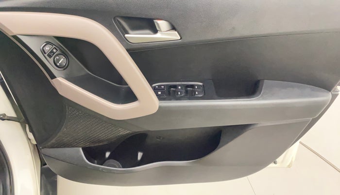 2018 Hyundai Creta SX AT 1.6 DIESEL, Diesel, Automatic, 69,320 km, Driver Side Door Panels Control