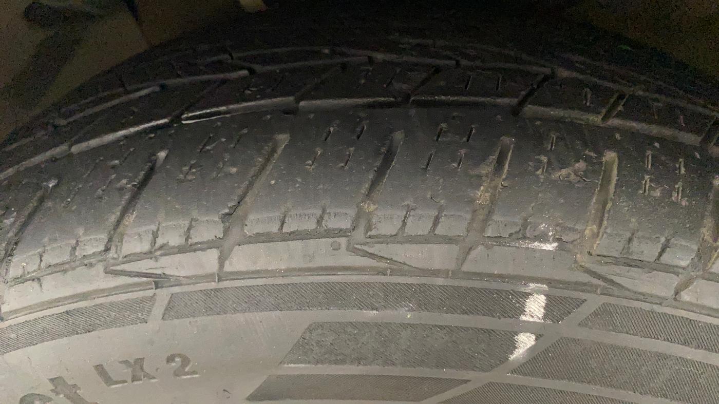2018 Hyundai Creta SX AT 1.6 DIESEL, Diesel, Automatic, 69,320 km, Left Front Tyre Tread