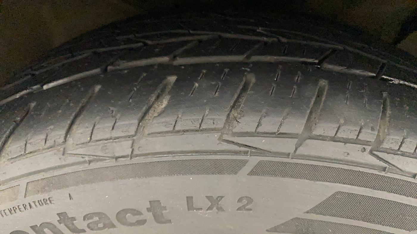 2018 Hyundai Creta SX AT 1.6 DIESEL, Diesel, Automatic, 69,320 km, Right Front Tyre Tread