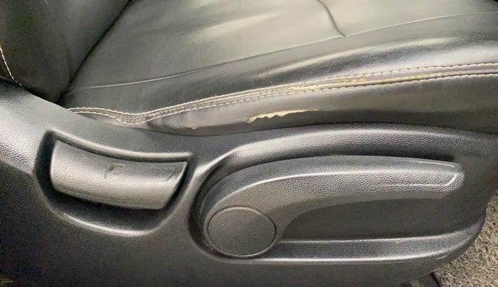 2018 Hyundai Creta SX AT 1.6 DIESEL, Diesel, Automatic, 69,320 km, Driver Side Adjustment Panel
