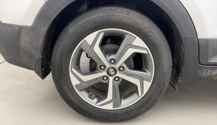 2018 Hyundai Creta SX AT 1.6 DIESEL, Diesel, Automatic, 69,320 km, Right Rear Wheel