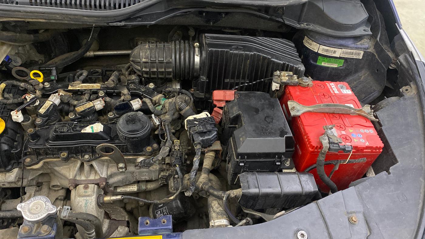 2022 Tata ALTROZ XZA PLUS, Petrol, Automatic, 31,066 km, Engine View - Left
