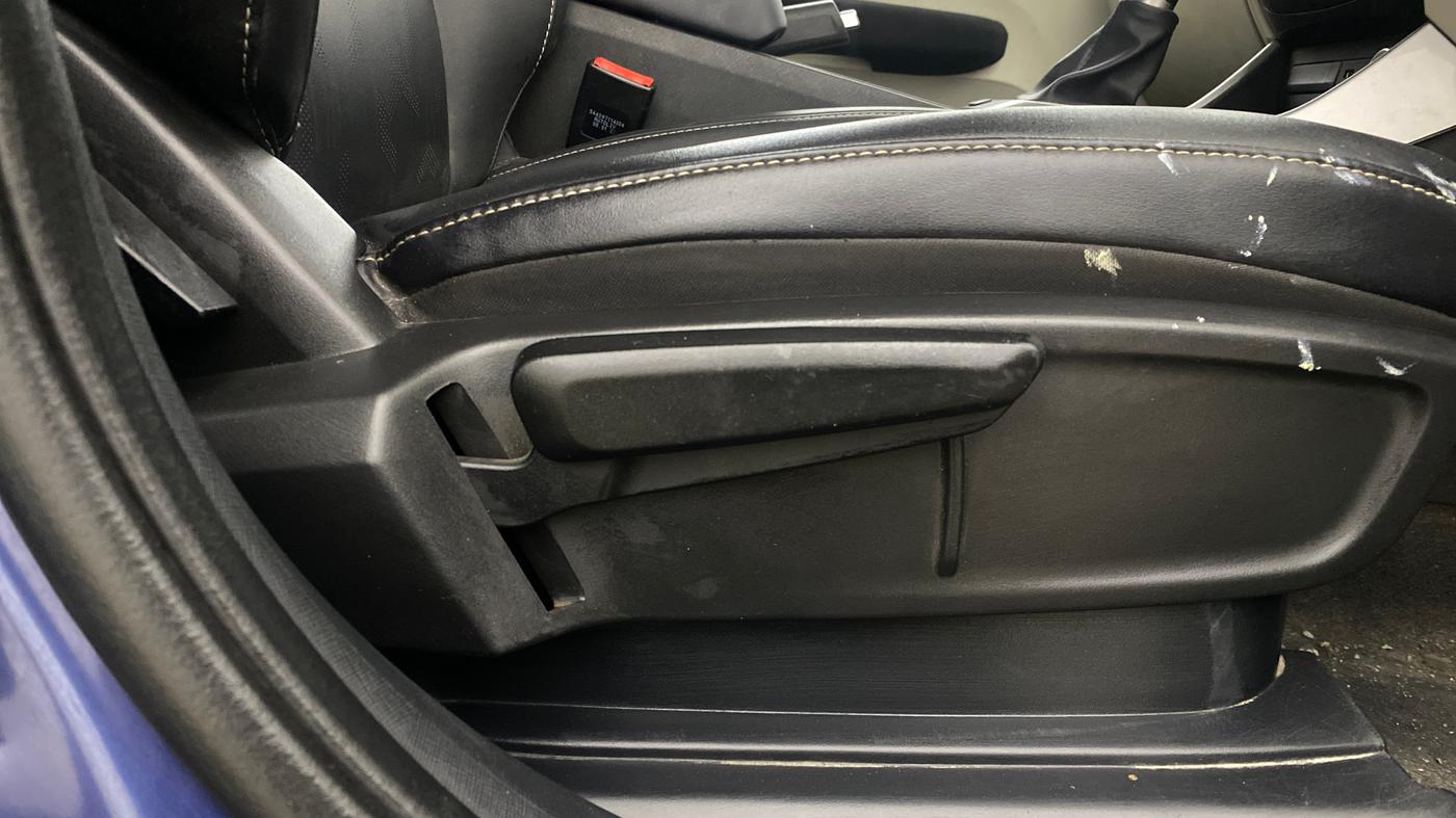 2022 Tata ALTROZ XZA PLUS, Petrol, Automatic, 31,066 km, Driver Side Adjustment Panel