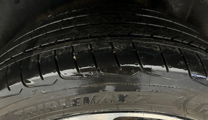 2021 MG HECTOR SHARP HYBRID 1.5 PETROL, Petrol, Manual, 1,08,821 km, Left Rear Tyre Tread