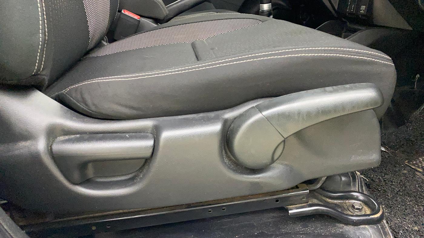 2018 Honda WR-V 1.2L I-VTEC VX MT, Petrol, Manual, 94,658 km, Driver Side Adjustment Panel