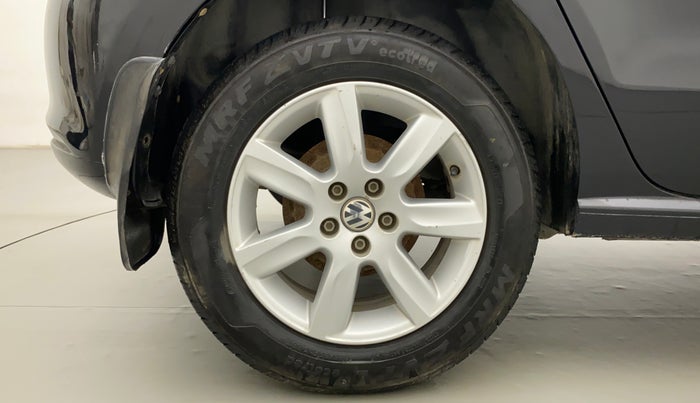 2012 Volkswagen Polo HIGHLINE1.2L, Petrol, Manual, 37,559 km, Right Rear Wheel