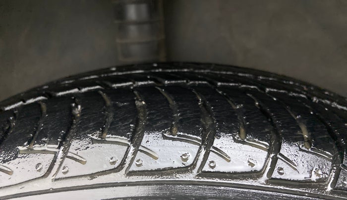 2018 Nissan Micra XL CVT FASHION EDITION, Petrol, Automatic, 14,272 km, Right Rear Tyre Tread