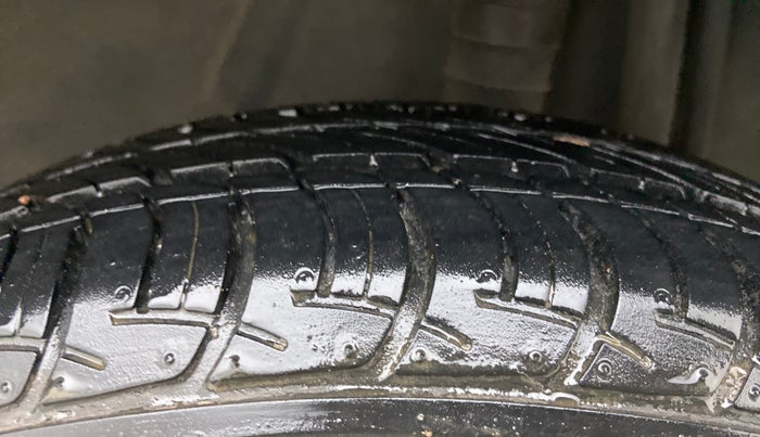 2018 Nissan Micra XL CVT FASHION EDITION, Petrol, Automatic, 14,272 km, Left Rear Tyre Tread