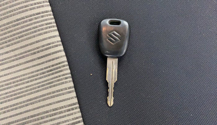 2021 Maruti Alto LXI, CNG, Manual, 71,084 km, Key Close Up
