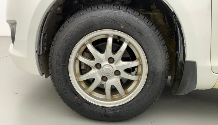 2013 Maruti Swift VXI, Petrol, Manual, 16,247 km, Left Front Wheel