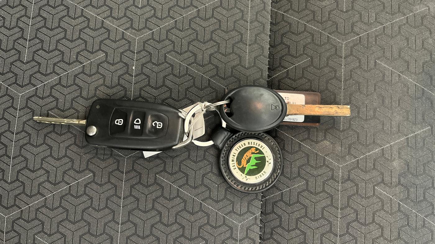 2022 Tata PUNCH ADVENTURE MT, Petrol, Manual, 73,168 km, Key Close Up