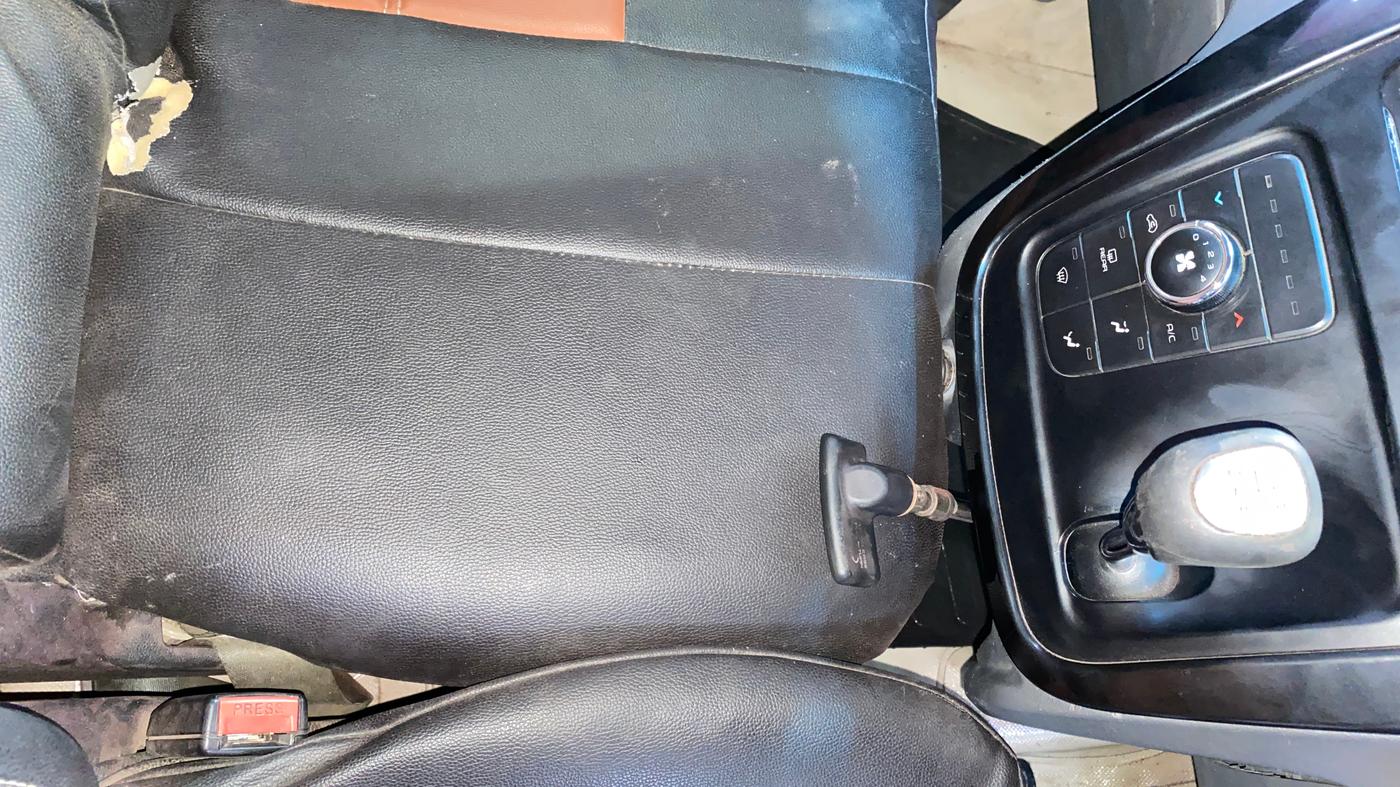 2019 Mahindra KUV 100 NXT K6+ D 6 STR, Diesel, Manual, 97,267 km, Gear Lever