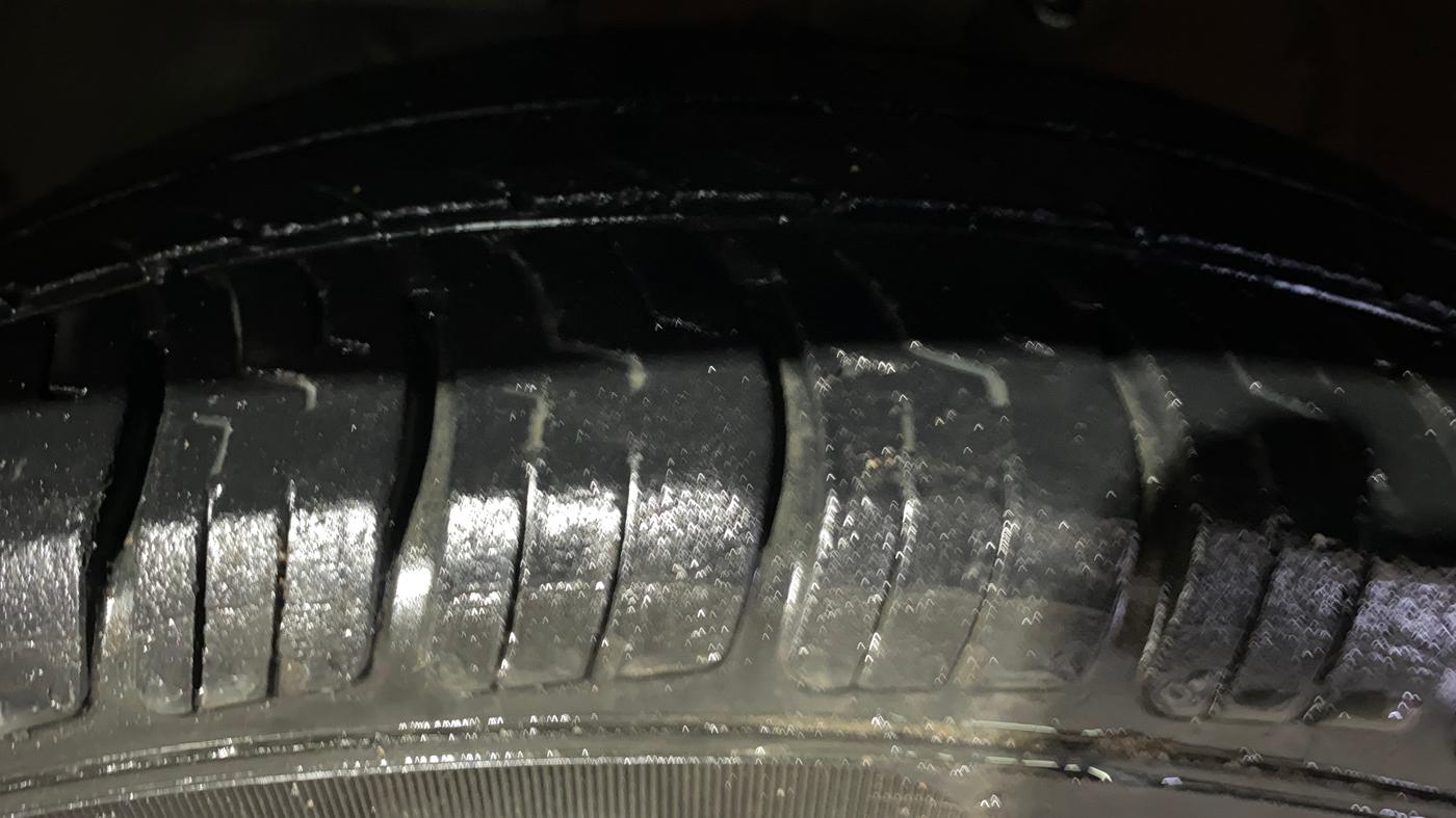 2019 Mahindra KUV 100 NXT K6+ D 6 STR, Diesel, Manual, 97,267 km, Left Front Tyre Tread