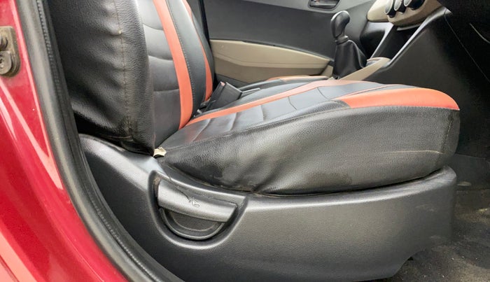 2014 Hyundai Grand i10 MAGNA 1.2 KAPPA VTVT, Petrol, Manual, 65,413 km, Driver Side Adjustment Panel