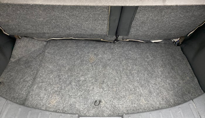 2011 Maruti Wagon R 1.0 VXI, Petrol, Manual, 41,065 km, Boot Inside