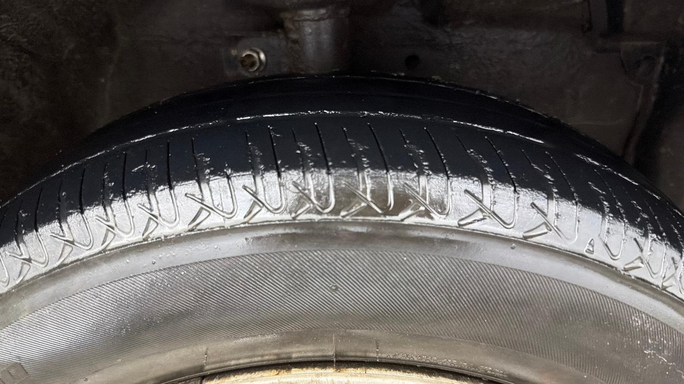 2015 Maruti Celerio LXI, Petrol, Manual, 88,112 km, Right Front Tyre Tread