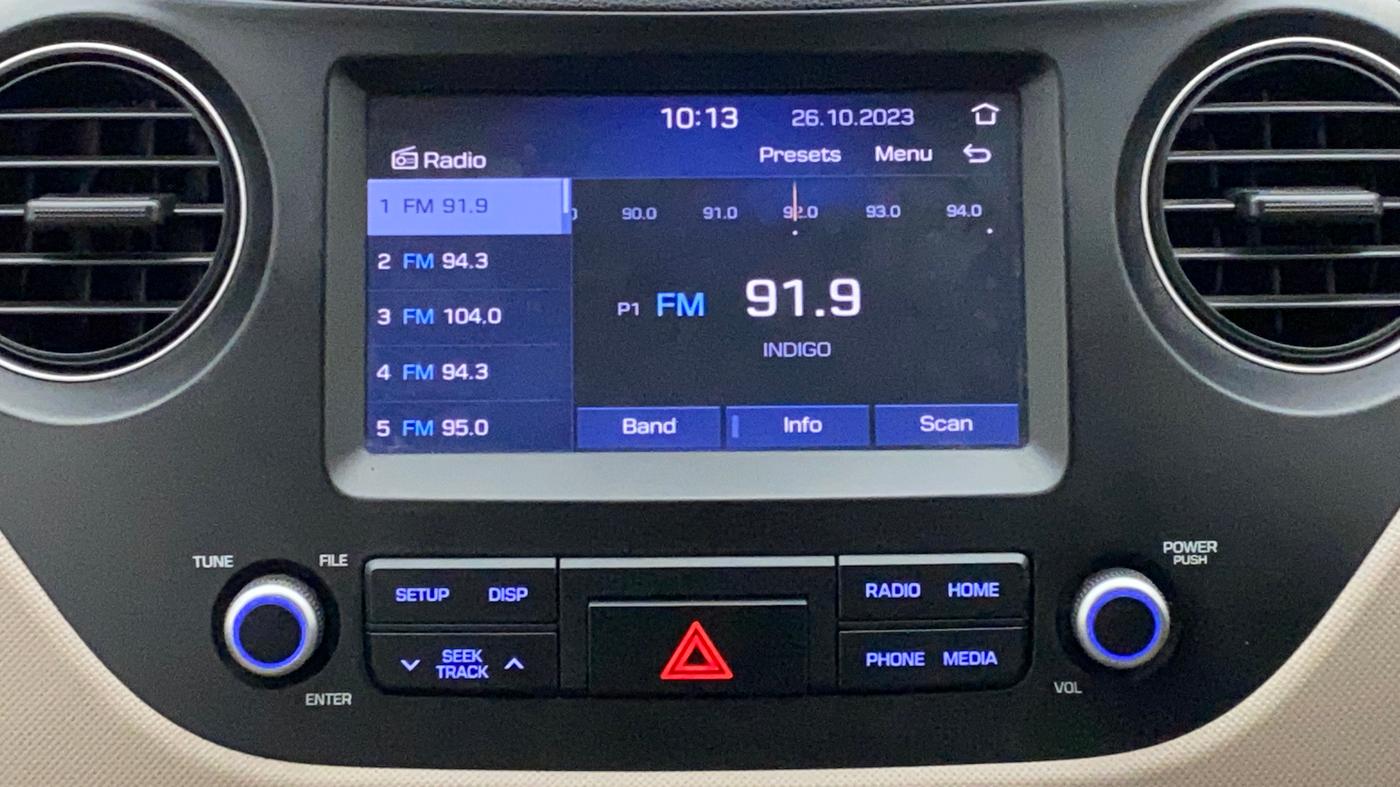 2018 Hyundai Grand i10 SPORTZ AT 1.2 KAPPA VTVT, Petrol, Automatic, 26,821 km, Infotainment System