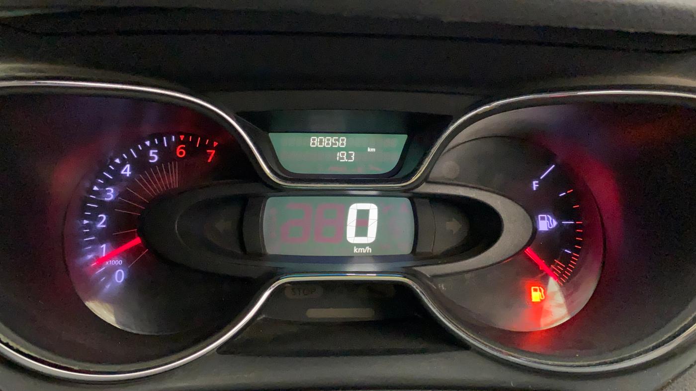 2018 Renault Captur RXL PETROL, Petrol, Manual, 80,954 km, Odometer Image