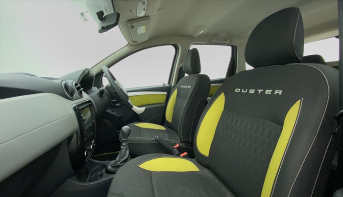 2014 Renault Duster RXL 110 PS ADVENTURE, Diesel, Manual, 83,542 km, Right Side Front Door Cabin