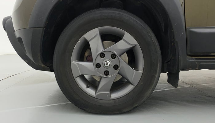 2014 Renault Duster RXL 110 PS ADVENTURE, Diesel, Manual, 83,542 km, Left Front Wheel