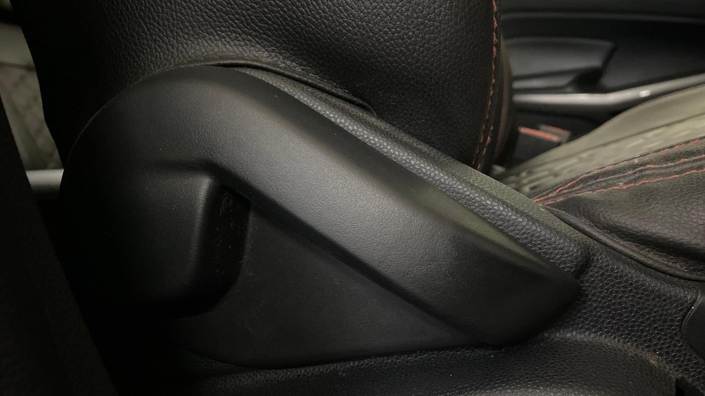 2019 Ford Ecosport TREND + 1.5L PETROL AT, Petrol, Automatic, 1,03,265 km, Driver Side Adjustment Panel