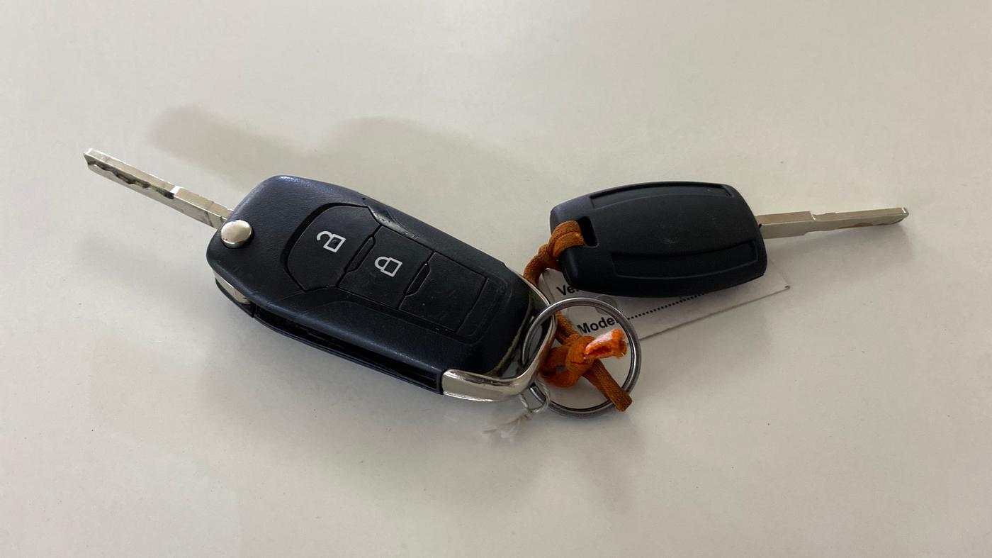 2019 Ford Ecosport TREND + 1.5L PETROL AT, Petrol, Automatic, 1,03,265 km, Key Close Up