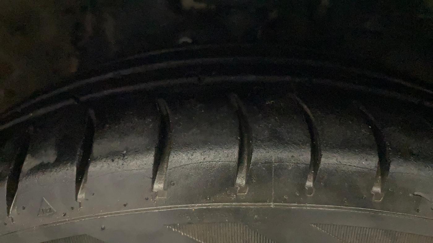 2016 Maruti Celerio VXI, Petrol, Manual, 68,738 km, Right Front Tyre Tread