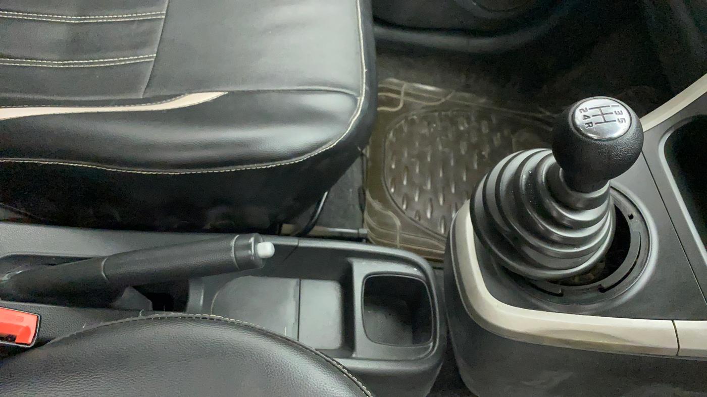 2012 Maruti Ritz VXI, Petrol, Manual, 91,550 km, Gear Lever